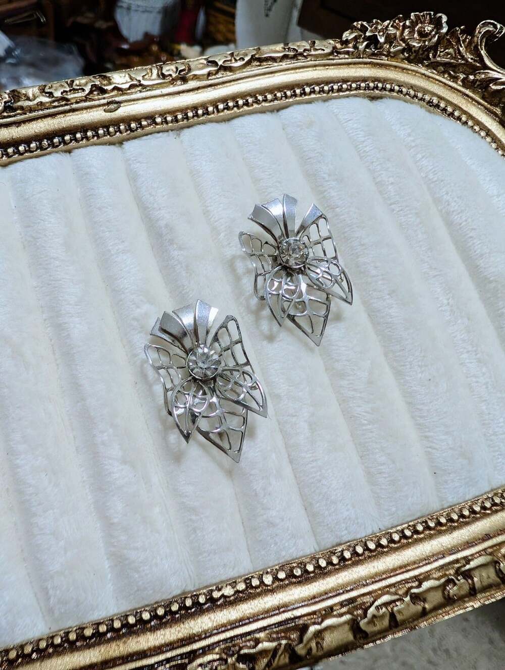 Vintage Bugbee & Niles B.N. Silver Tone Open Filigree Rhinestone Screw-Back Earr